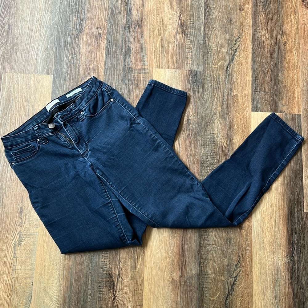 Jessica Simpson Kiss Me Skinny jeans